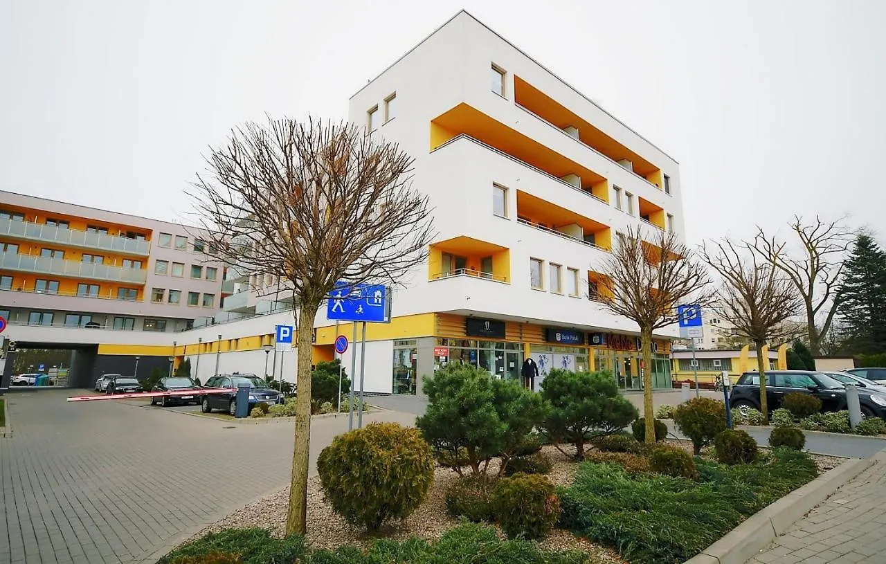 Miodowy Dom Exspanse Apartament 2 Lub 3 Pokoje Z Tarasem I Parkingiem Kolobrzeg Apartment