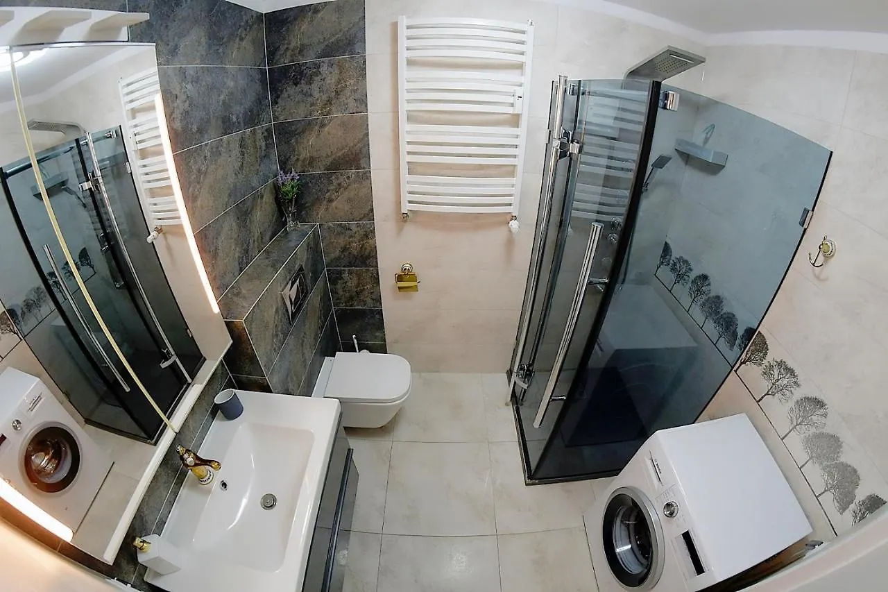 Miodowy Dom Exspanse Apartament 2 Lub 3 Pokoje Z Tarasem I Parkingiem Kolobrzeg Apartment