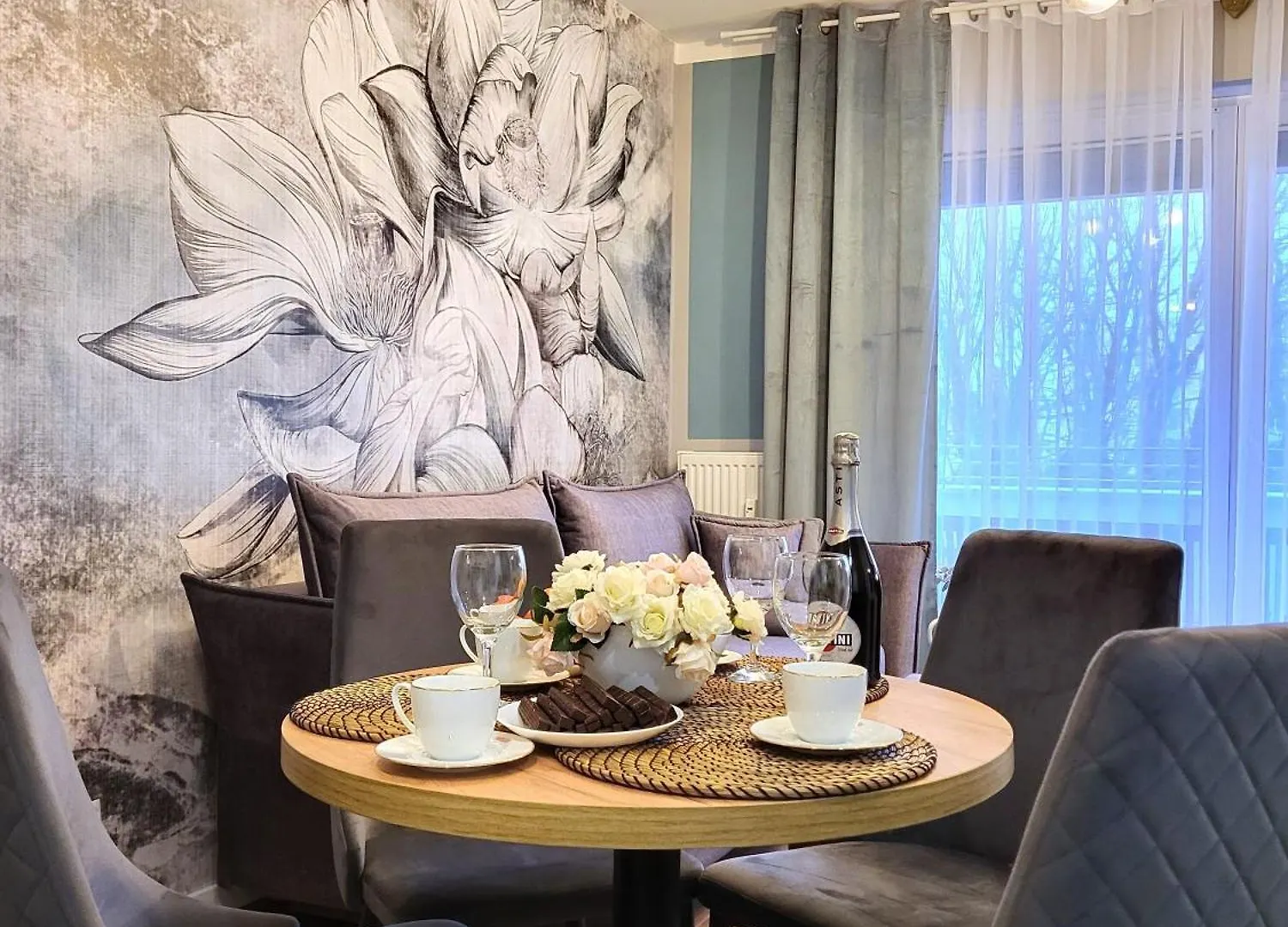 Miodowy Dom Exspanse Apartament 2 Lub 3 Pokoje Z Tarasem I Parkingiem Kolobrzeg Apartment